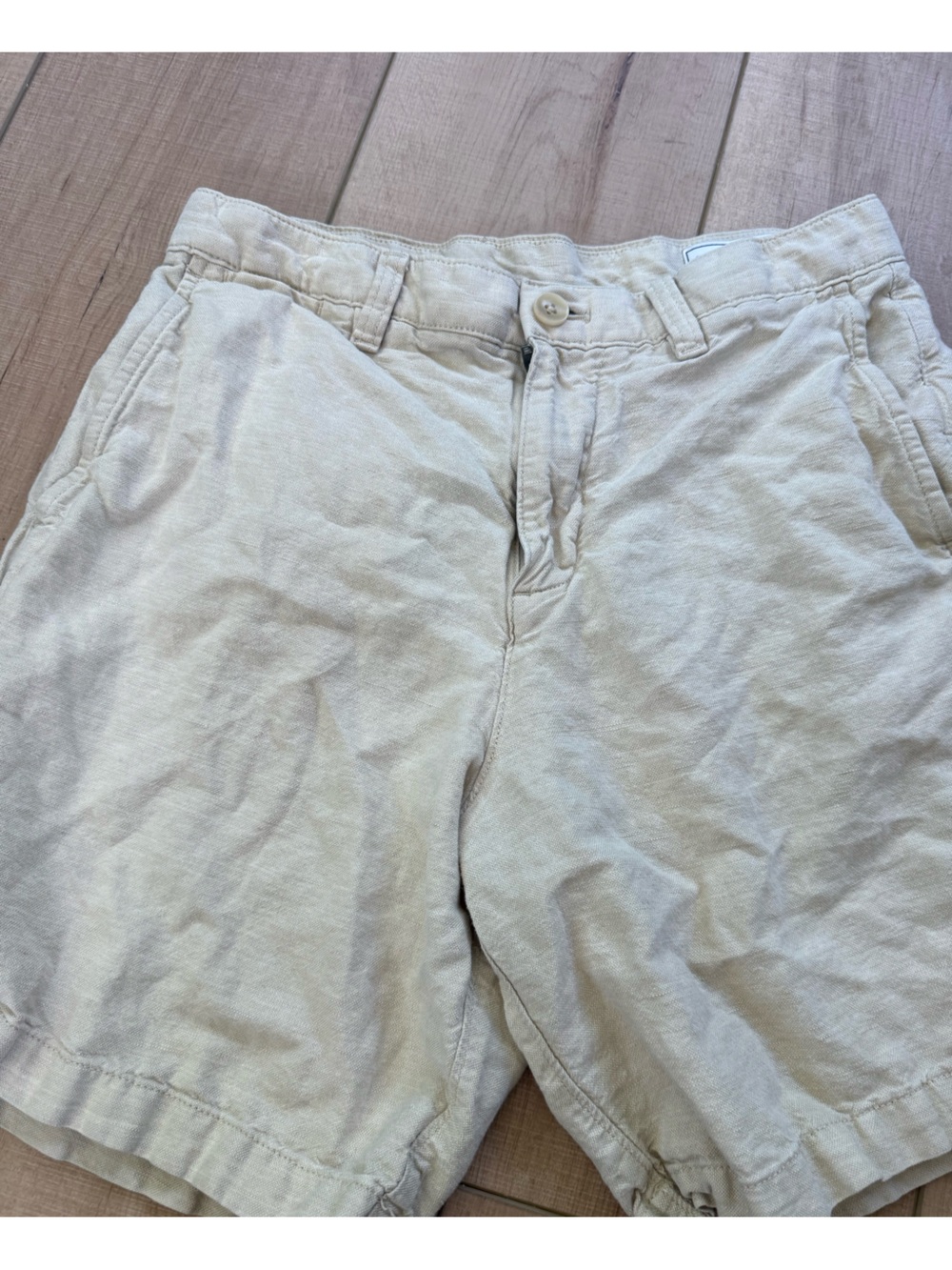 GAP Men's Light Khaki Linen/Cotton Shorts
